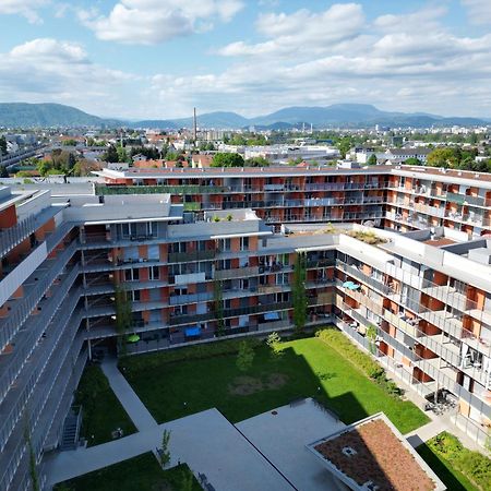 100 Qm Penthouse, Self-Check-In, 2 Parkplaetze Lejlighed Graz Eksteriør billede