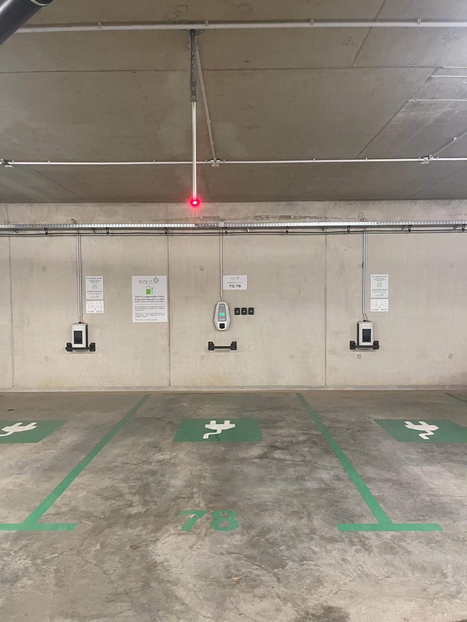 100 Qm Penthouse, Self-Check-In, 2 Parkplaetze Lejlighed Graz Eksteriør billede