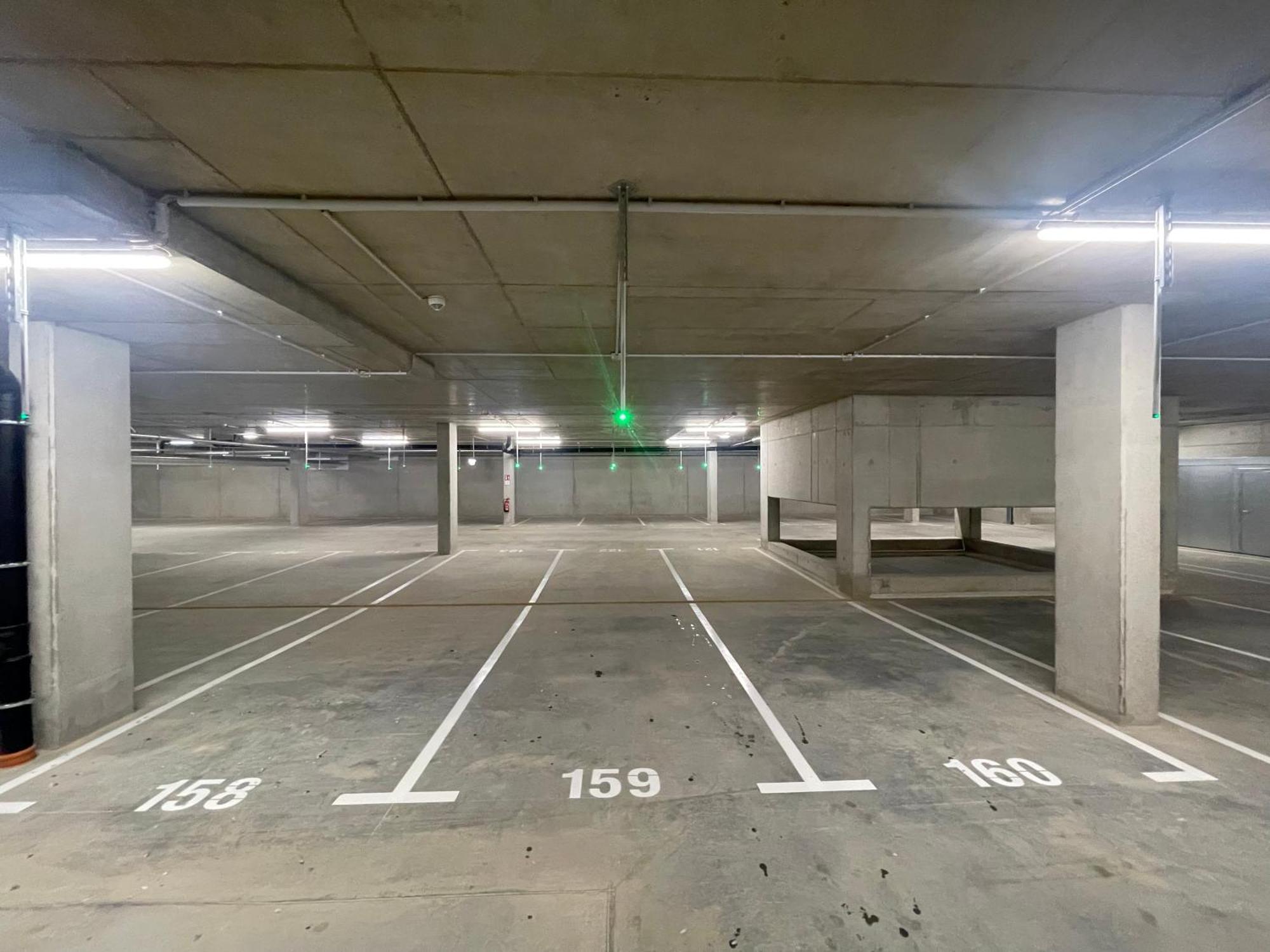 100 Qm Penthouse, Self-Check-In, 2 Parkplaetze Lejlighed Graz Eksteriør billede